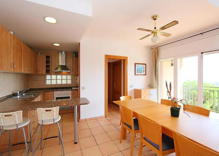 Arauco By Interhome Lloret de Mar